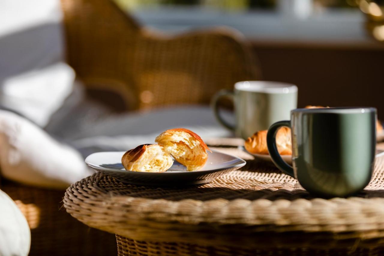 Chichester Retreat House With Free Parking Экстерьер фото