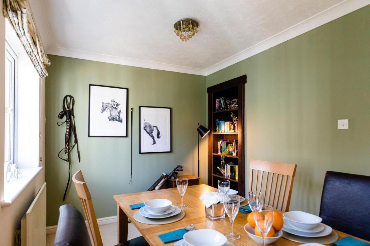 Chichester Retreat House With Free Parking Экстерьер фото