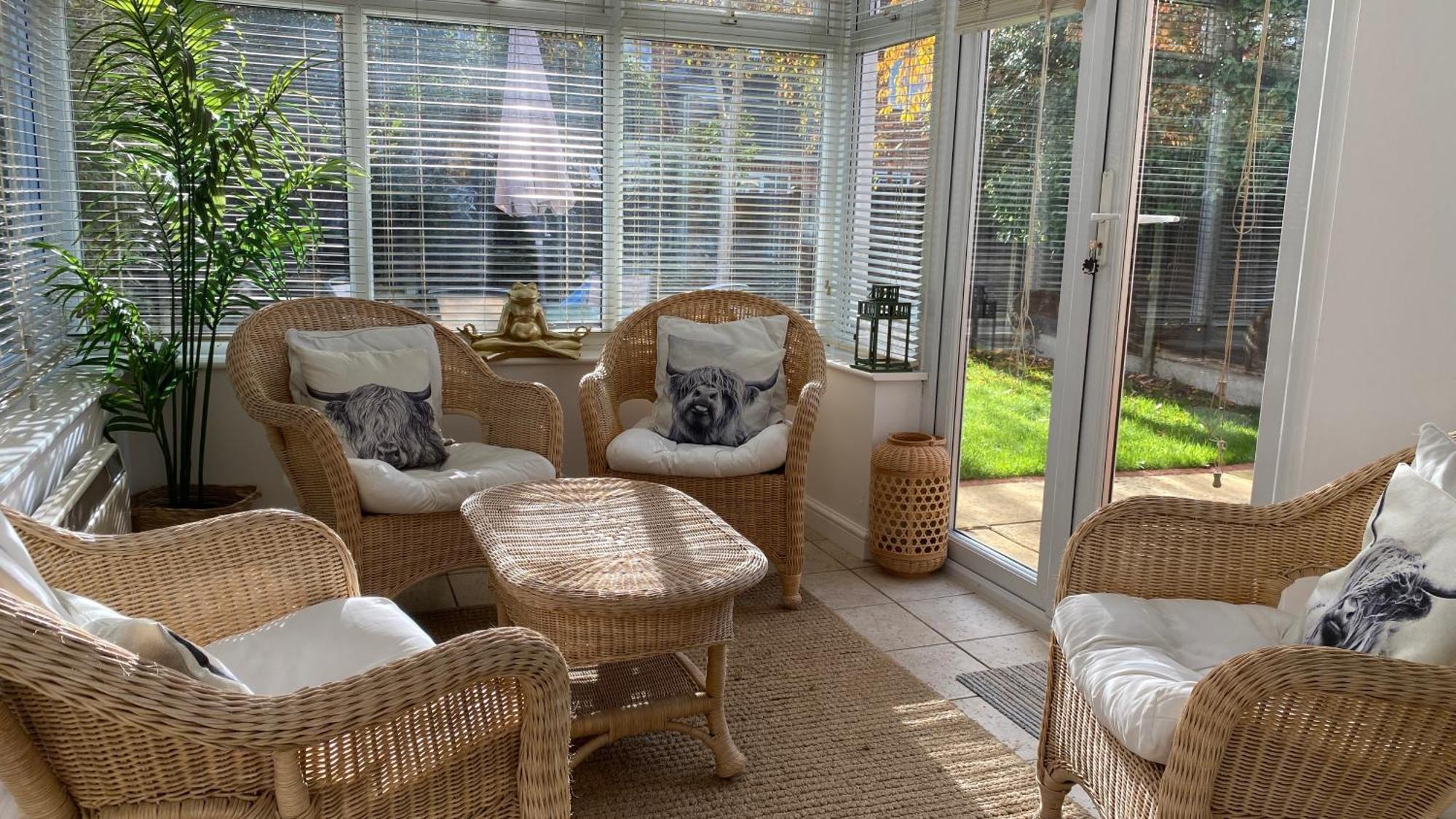 Chichester Retreat House With Free Parking Экстерьер фото