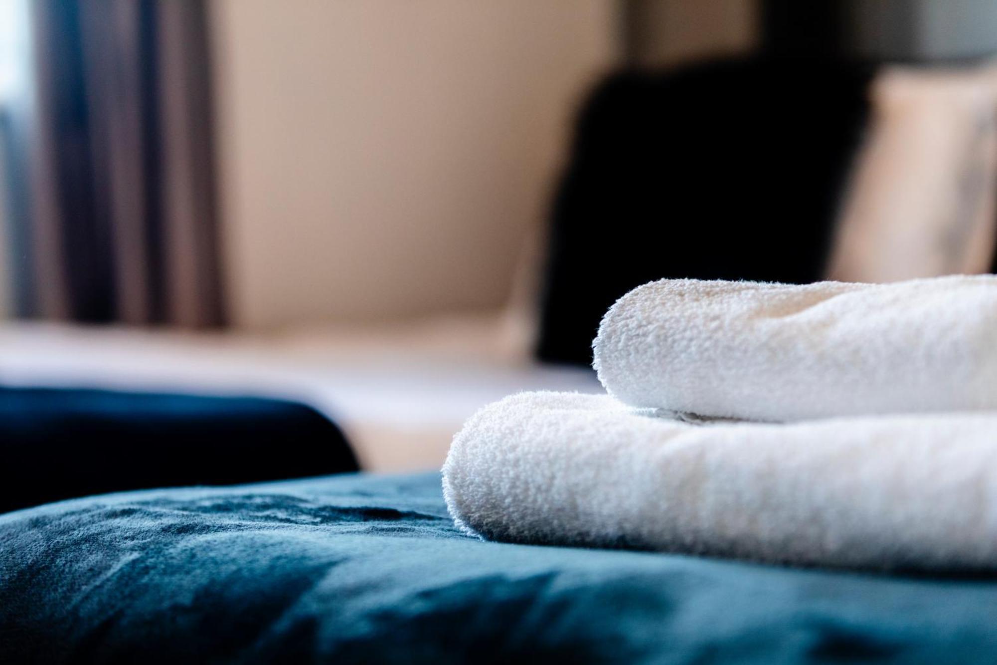 Chichester Retreat House With Free Parking Экстерьер фото